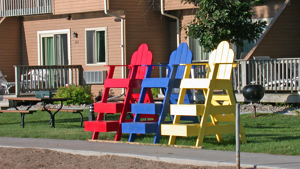 28 Pic Lifeguard Chairs